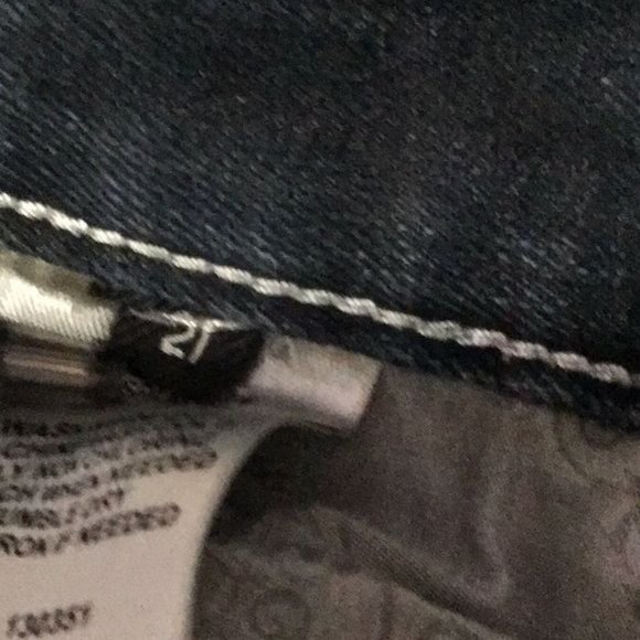 Express Womans Misses 21 Dark Wash Skinny Jeans with Embroidery on back pockets - Picture 9 of 9